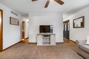 204 Salem Rd, Monticello, IL 61856 - Photo 10