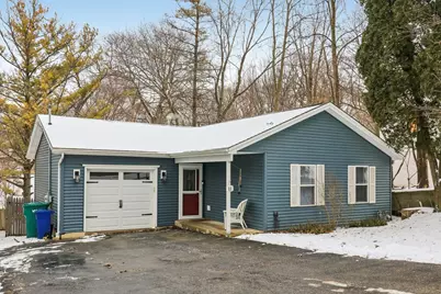 11 Highview Avenue, Fox Lake, IL 60020 - Photo 1