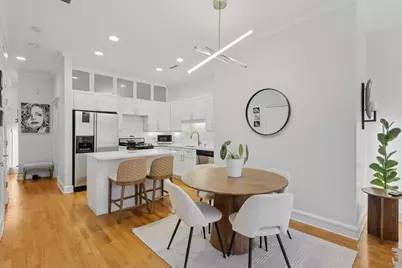 800 W Cornelia Avenue #208, Chicago, IL 60657 - Photo 6