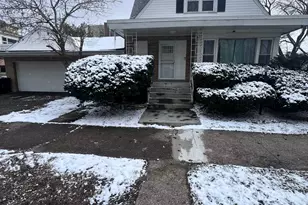 937 E 84th Pl, Chicago, IL 60619 - Photo 2