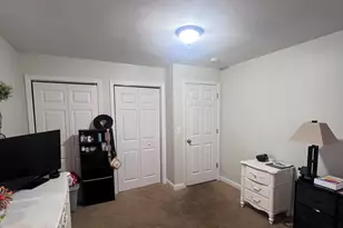 937 E 84th Pl, Chicago, IL 60619 - Photo 46