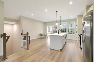 155 Canterbury Way, Lake Zurich, IL 60047 - Photo 8