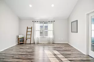 1420 E Cap Cir, Bourbonnais, IL 60914 - Photo 6