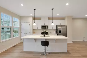 155 Canterbury Way, Lake Zurich, IL 60047 - Photo 10