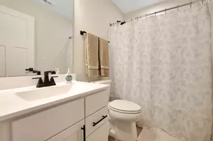 155 Canterbury Way, Lake Zurich, IL 60047 - Photo 18