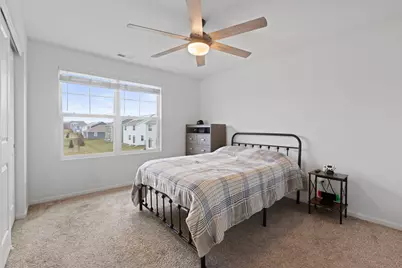 696 Kentshire Circle, Elgin, IL 60124 - Photo 18