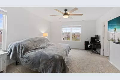 696 Kentshire Circle, Elgin, IL 60124 - Photo 14