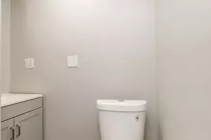 3651 W Grenshaw St, Chicago, IL 60624 - Photo 60