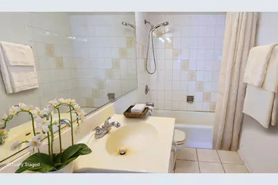 [Address not provided], Elmwood Park, IL 60707 - Photo 10