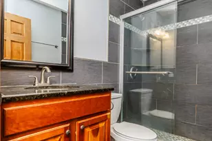 807 S Claremont Ave, Chicago, IL 60612 - Photo 16