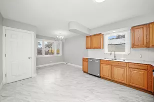 14129 S Michigan Ave, Riverdale, IL 60827 - Photo 8