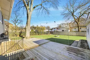 429 Lauren Ln, Buffalo Grove, IL 60089 - Photo 24