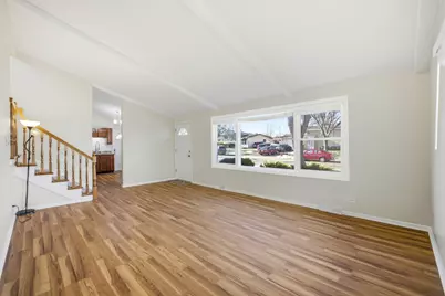 429 Lauren Lane, Buffalo Grove, IL 60089 - Photo 4