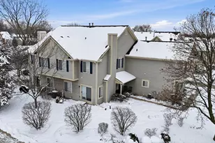 350 Windsor Ct, South Elgin, IL 60177 - Photo 8