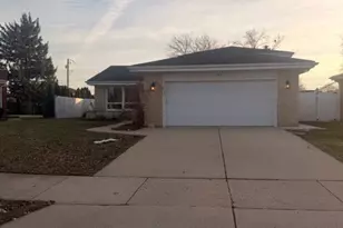 793 Timothy Ln, Des Plaines, IL 60016 - Photo 4