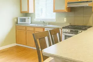 439 N Elm St, Hillside, IL 60162 - Photo 2