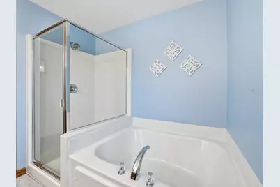 1110 Colonial Drive, Joliet, IL 60432 - Photo 18