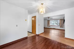 175 Calkins Dr, Sugar Grove, IL 60554 - Photo 6