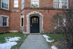 7422 N Damen Ave, Chicago, IL 60645 - Photo 1