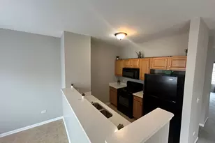 103 Enclave Cir, Bolingbrook, IL 60440 - Photo 2