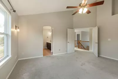 2020 Spring Creek Lane, McHenry, IL 60050 - Photo 8