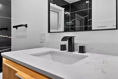 200 N Pine Street, Prospect Heights, IL 60070 - Photo 32