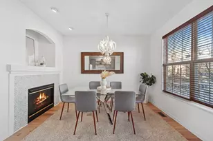 152 Jackson St, Gilberts, IL 60136 - Photo 10