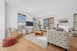 152 Jackson St, Gilberts, IL 60136 - Photo 2