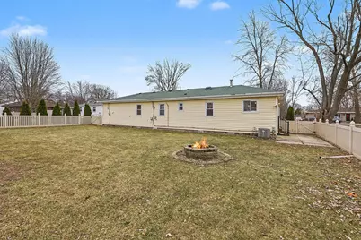 2423 Pecan Street, Joliet, IL 60435 - Photo 2