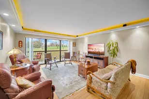 1105 N Mill St, Naperville, IL 60563 - Photo 2