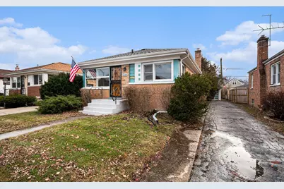 3400 Monroe Street, Bellwood, IL 60104 - Photo 2