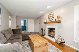 1006 Apple Ln, Lombard, IL 60148 - Photo 10