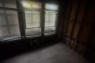 7754 S Wood St, Chicago, IL 60620 - Photo 8