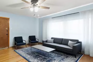 38 W 78th St, Chicago, IL 60620 - Photo 2