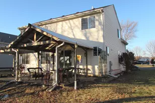 21401 Prestwick Dr, Crest Hill, IL 60403 - Photo 2