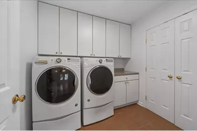 100 Williamsburg Road, Evanston, IL 60203 - Photo 12