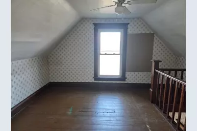 290 W Kankakee Avenue, Herscher, IL 60941 - Photo 10