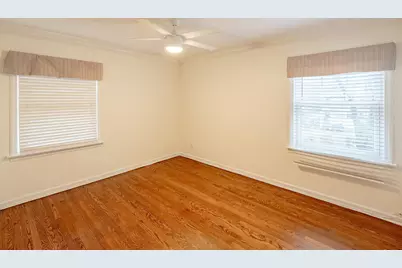 6225 N Kirkwood Avenue, Chicago, IL 60646 - Photo 10