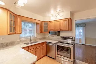 6225 N Kirkwood Ave, Chicago, IL 60646 - Photo 8