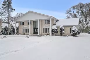 274 Timber View Dr, Oak Brook, IL 60523 - Photo 62