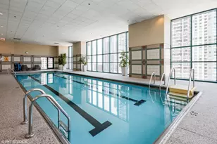 100 E Huron St, Chicago, IL 60611 - Photo 26