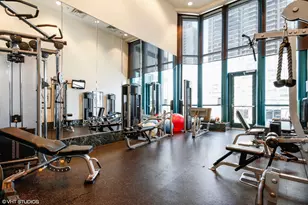 100 E Huron St, Chicago, IL 60611 - Photo 30