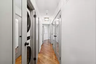 100 E Huron St, Chicago, IL 60611 - Photo 18