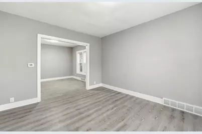 1217 N Harding Avenue, Chicago, IL 60651 - Photo 4