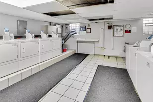 2606 W Balmoral Ave, Chicago, IL 60625 - Photo 10