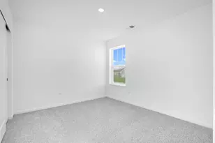 4228 Meadowridge Rd, Woodstock, IL 60098 - Photo 12