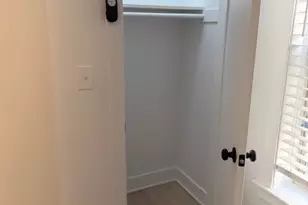 6977 N Bell Ave, Chicago, IL 60659 - Photo 12