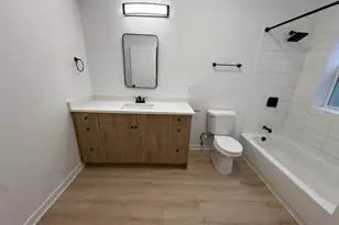 7717 N Sheridan Rd, Chicago, IL 60626 - Photo 14