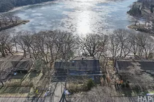 218 N Shore Dr, Oakwood Hills, IL 60013 - Photo 28