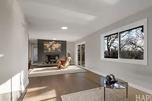 218 N Shore Dr, Oakwood Hills, IL 60013 - Photo 4